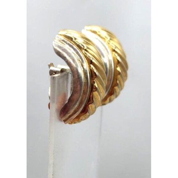 Vintage Two-Tone Gold & Silver Clip-On Earrings Ribbed Design For Women - Picture 2 of 3